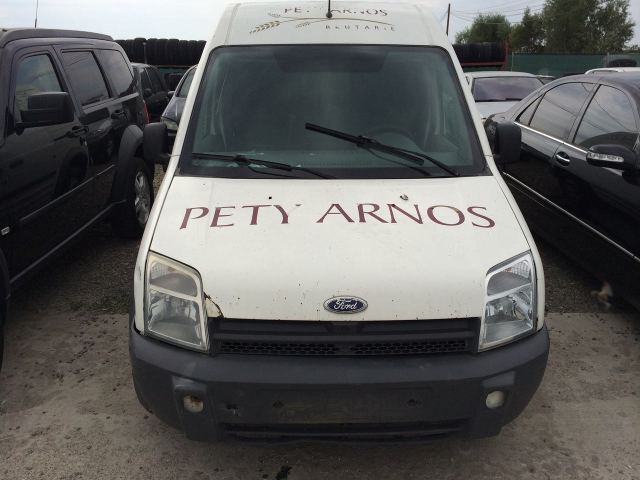 Dezmembrez Ford transit conect 1,8 tddi 2005