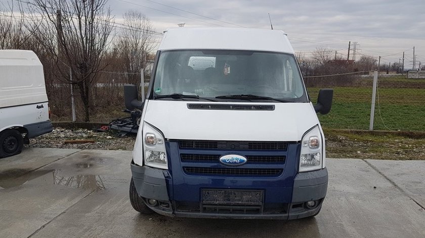 Dezmembrez ford transit de persoane 2.2 tdci qwfa 130 cai cu webasto si ac