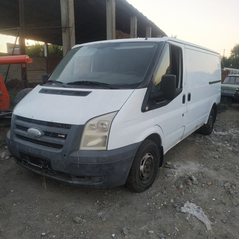 Dezmembrez Ford TRANSIT Mk 4 2000 - 2014 2.2 TDCi QWFA ( CP: 130, KW: 96, CCM: 2198 ) Motorina