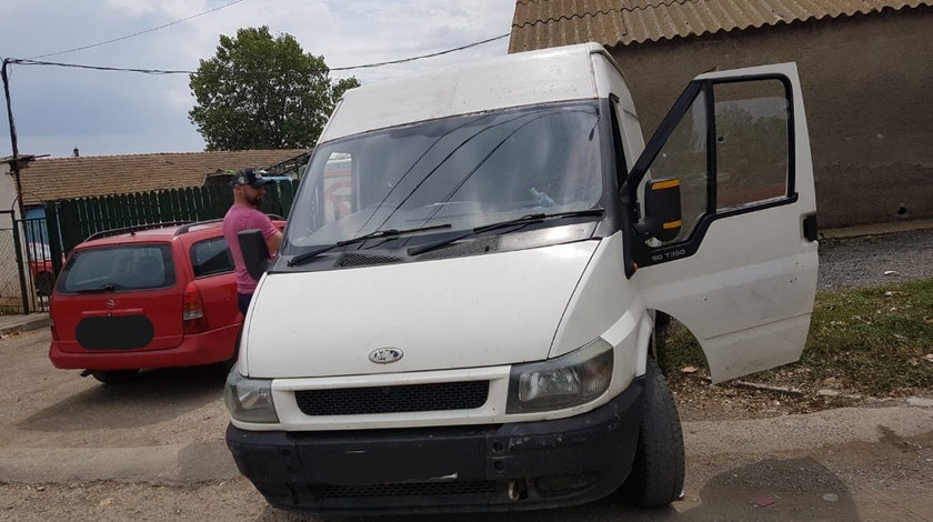 Dezmembrez Ford TRANSIT Mk 4 2000 - 2014 2.4 TDCi Motorina