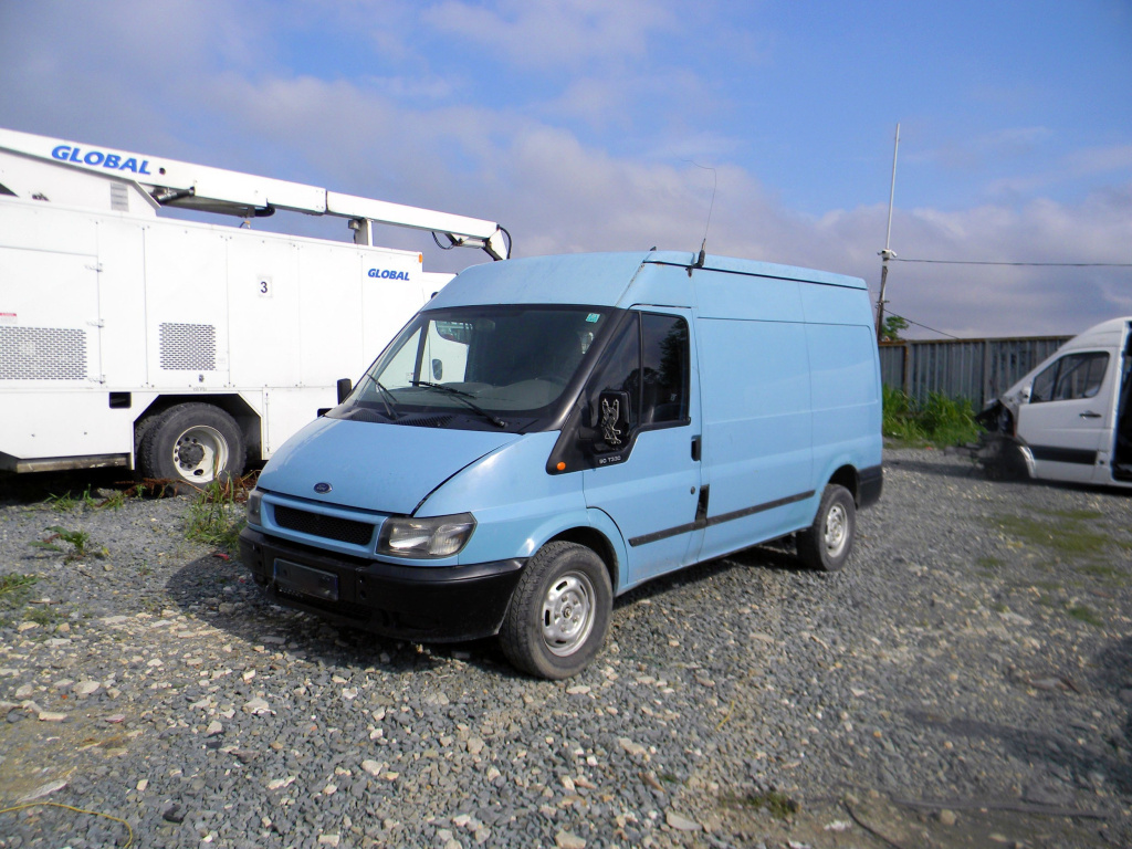 Dezmembrez Ford TRANSIT Mk4 2000 - 2014 2.4 DI (FAA_, FAB_, FAC_, FAD_) D2FB ( CP: 90, KW: 66, CCM: 2402 ) Motorina