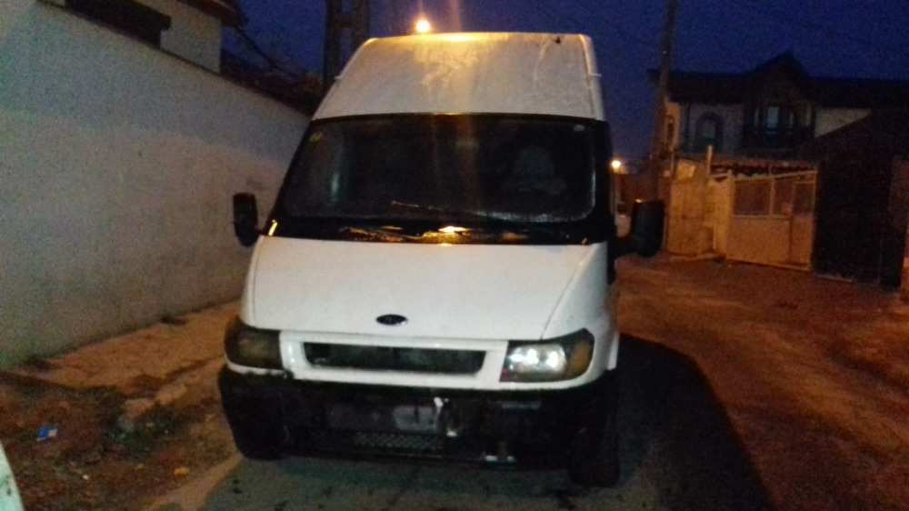 Dezmembrez Ford TRANSIT Mk4 2000 - 2014 2.4 TDdi Motorina