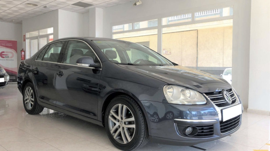 Dezmembrez golf 5 jetta