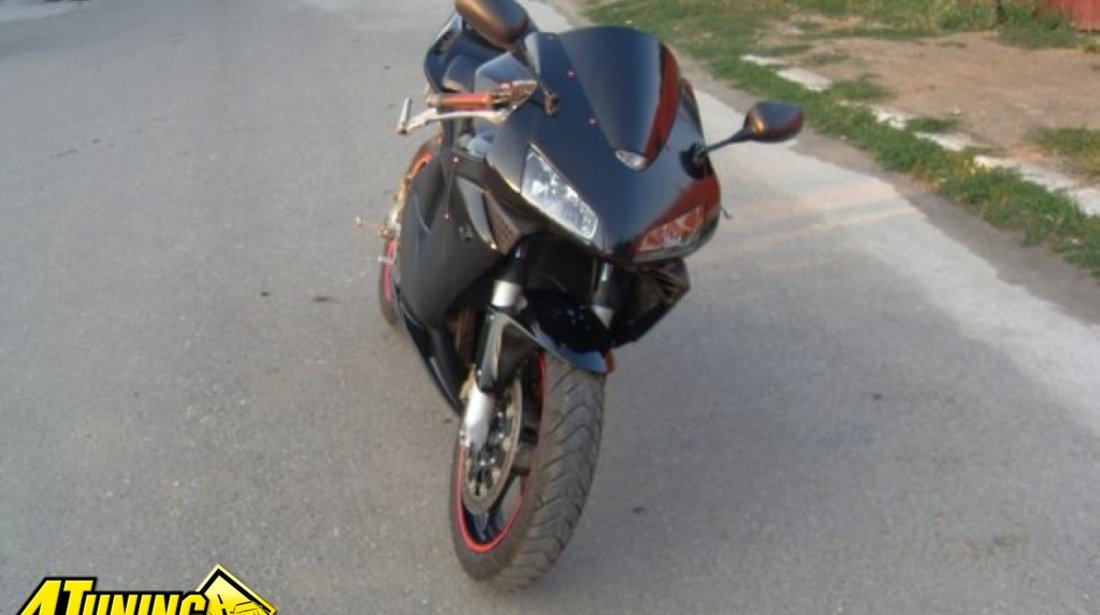 Dezmembrez honda 600rr an 2005