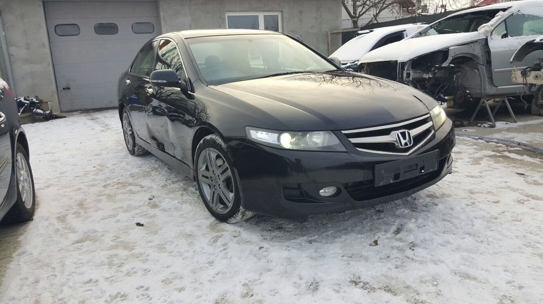 Dezmembrez Honda Accord 2.2i-CTDI 140CP 6+1 manual an 2008 negru