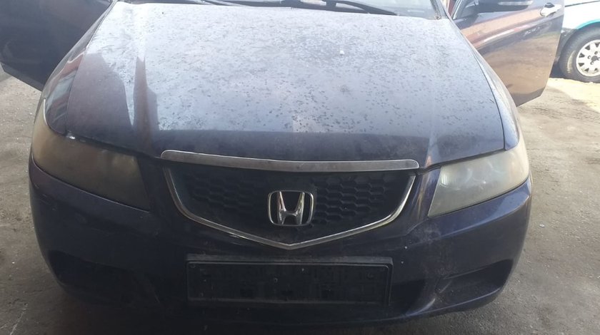 Dezmembrez honda accord an 2004 motor 2.2 ctdi motor,cutie viteze,fuzete fata,punte fata ,punte spa