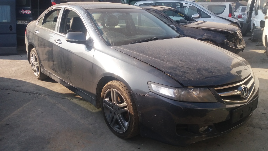 Dezmembrez Honda Accord , an fabr. 2004, 2.4D i-CDTi