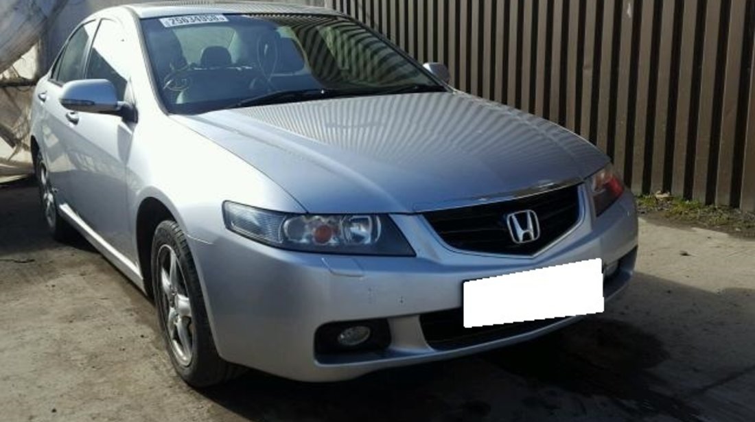 Dezmembrez Honda Accord , an fabr. 2004, 2.4i