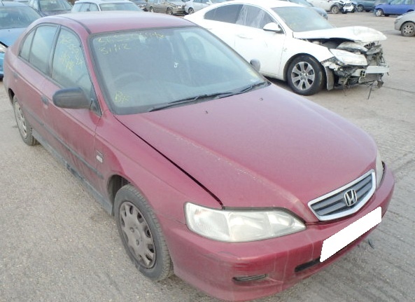 Dezmembrez Honda Accord Type V 2.0i , an fabr 2001