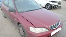 Dezmembrez Honda Accord Type V 2.0i , an fabr 2001