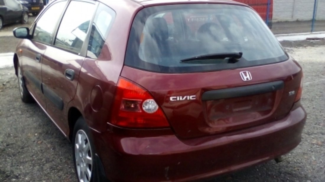 Dezmembrez Honda Civic ,an 2002