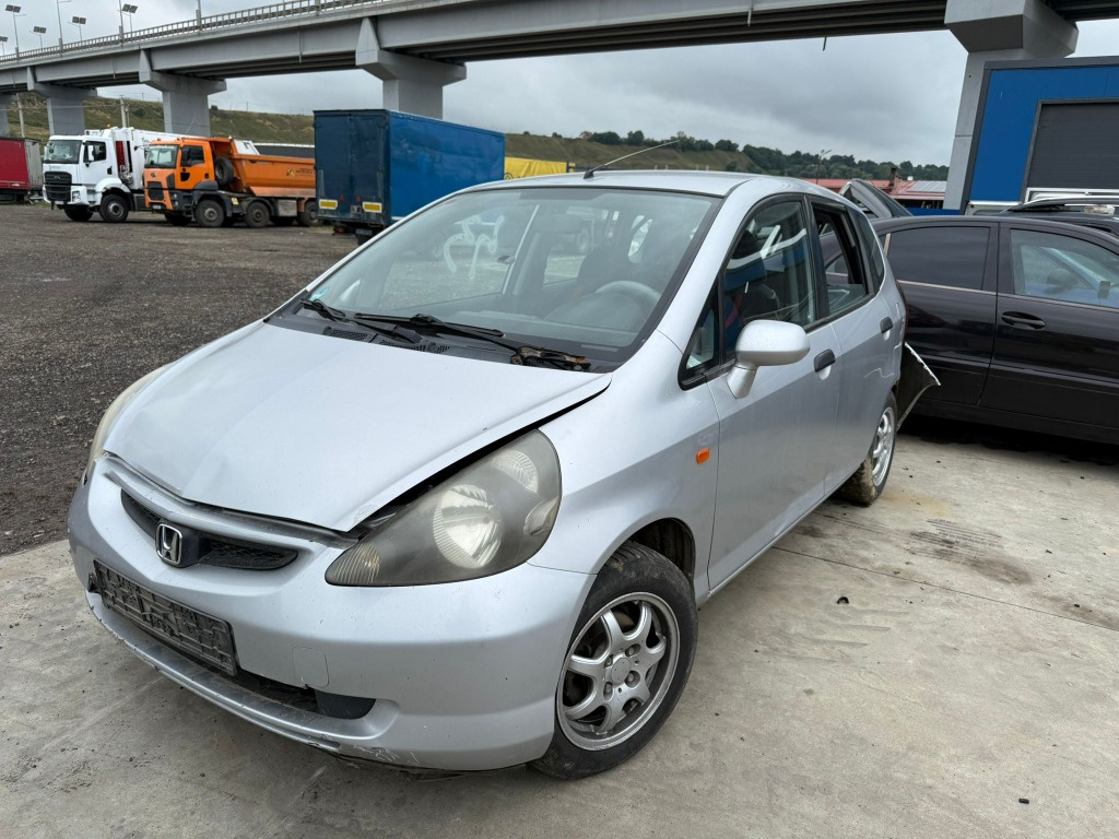 Dezmembrez Honda Jazz 1.3 Benzina L13A2 Cutie Automata 2001-2008