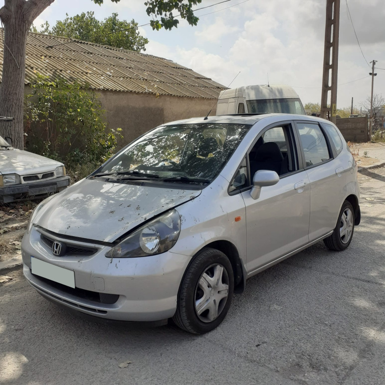 Dezmembrez Honda JAZZ 2 (GD) 2002 - 2008 1.3 L13A1 ( CP: 83, KW: 61, CCM: 1339 ) Benzina
