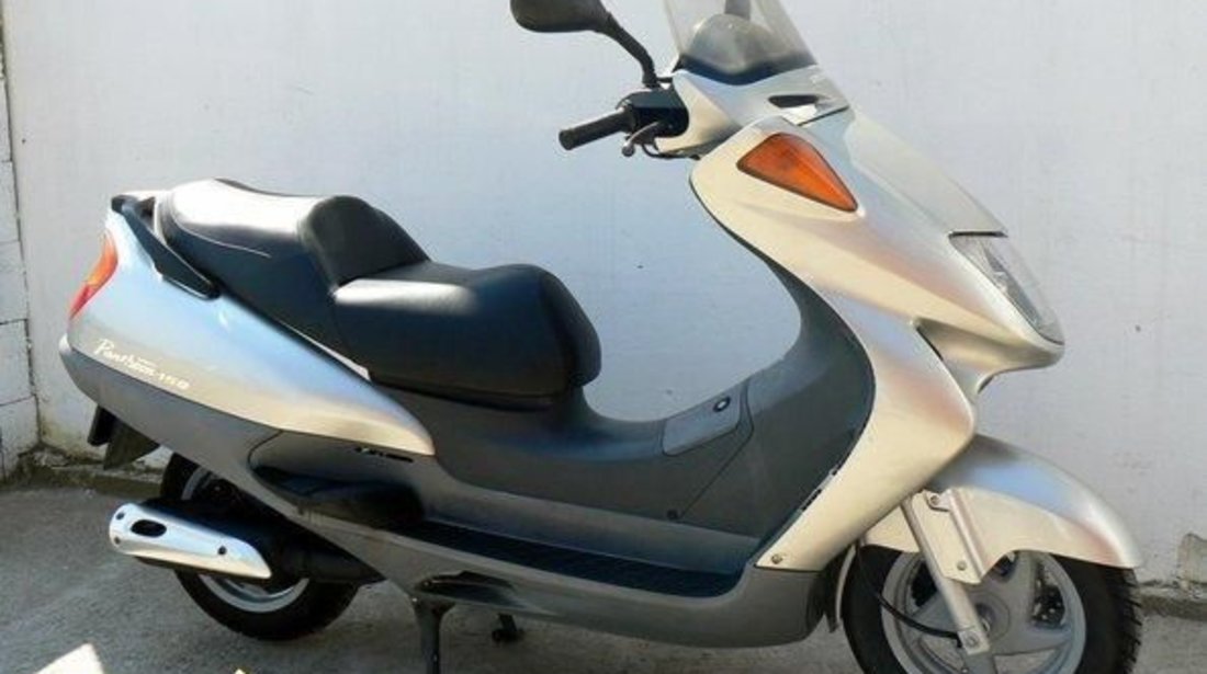 Dezmembrez Honda Pantheon 150cc Piese Honda Pantheon 150 cm 4T