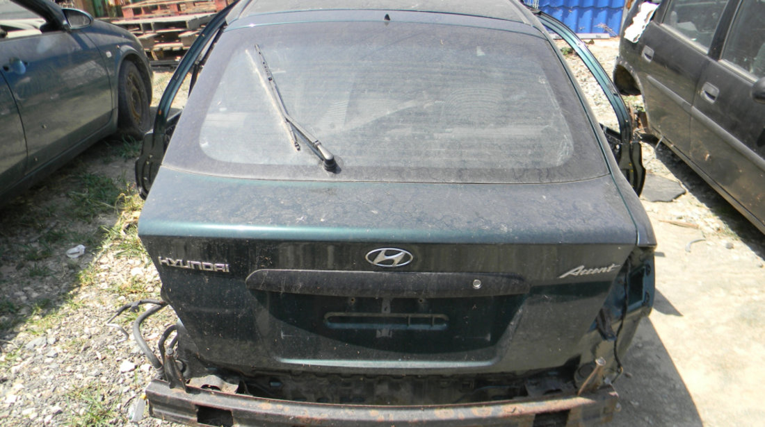 Dezmembrez Hyundai ACCENT 2 (LC) 1999 - 2005 1.3 G4EA ( CP: 86, KW: 63, CCM: 1341 ) Benzina