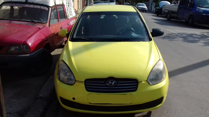 Dezmembrez Hyundai ACCENT 3 (MC) 2005 - 2010 1.4 GL G4EE ( CP: 97, KW: 71, CCM: 1399 ) Benzina