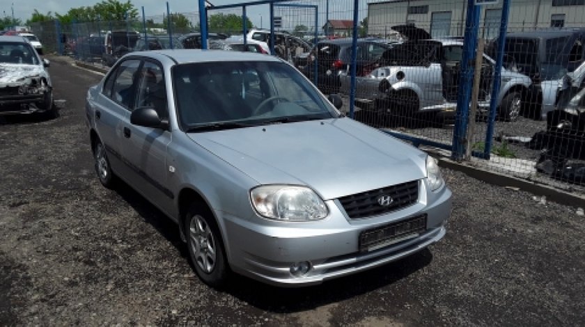 Dezmembrez Hyundai Accent II, an 2005, motorizare 1.3