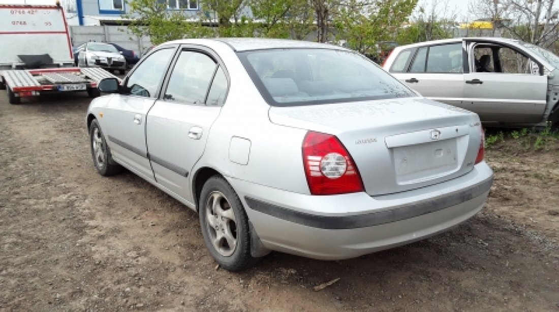 Dezmembrez Hyundai Elantra, an 2006, motorizare 2.0 CRDI