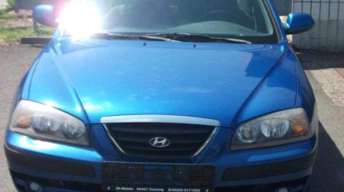 Dezmembrez Hyundai Elantra XD,2006,motor 1.6,BETA II,G4GC,hatchback,102 kw,138 cp,78.000 km