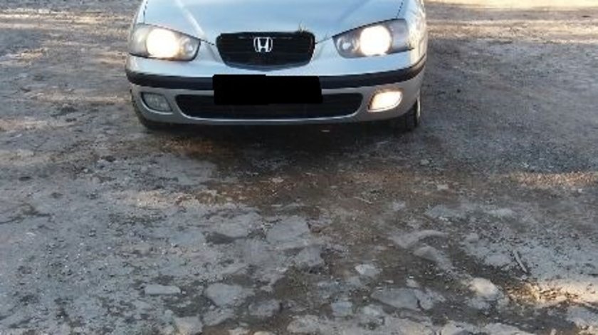 Dezmembrez Hyundai Elantra