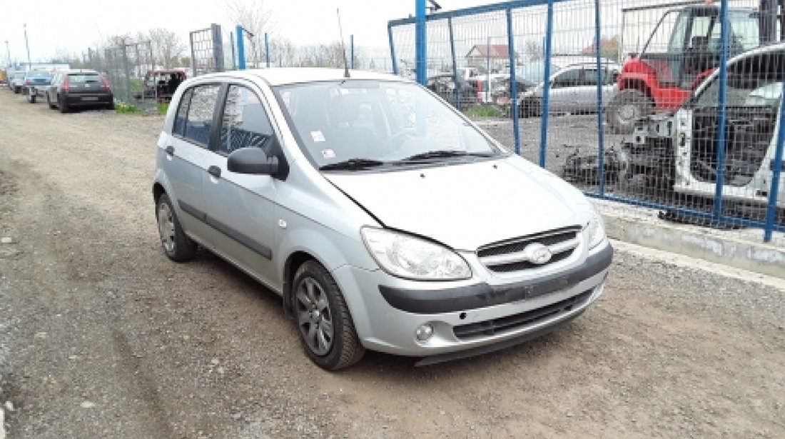 Dezmembrez Hyundai Getz, an 2007, motorizare 1.1