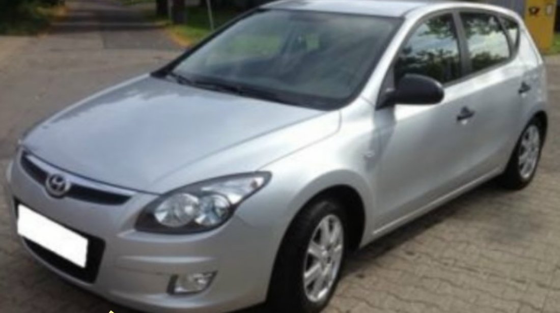 Dezmembrez Hyundai I30 FD hatchback an 2010 1 4i si 1 6 CRDI