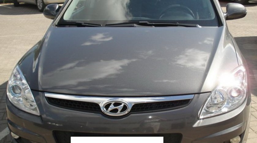 Dezmembrez Hyundai I30 (FD) hatchback an 2010 1.6 CRDI