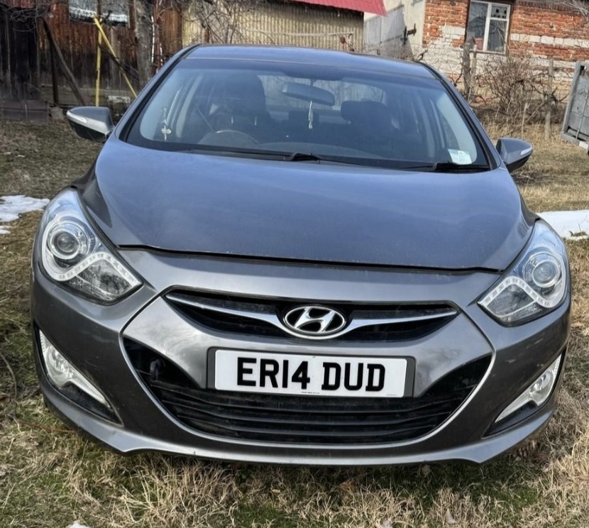 Dezmembrez Hyundai i40 an 2014