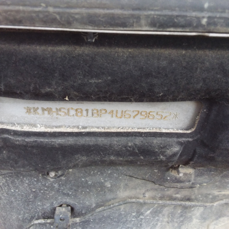 Dezmembrez Hyundai SANTA FE 1 (SM) 2000 - 2006 2.4 16V None( CP: None, KW: None, CCM: None ) Benzina