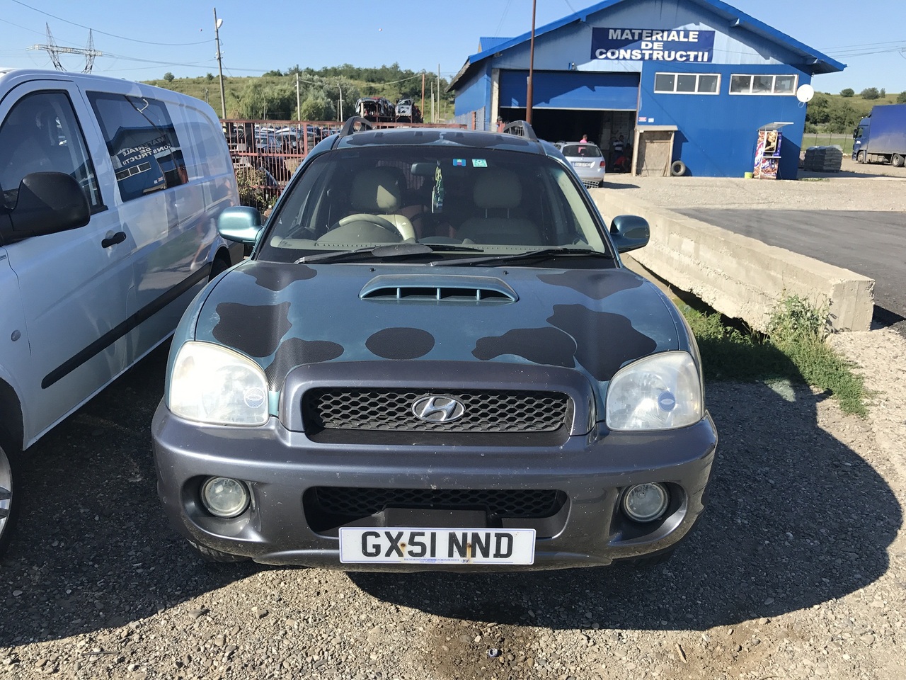 Dezmembrez Hyundai Santa Fe 2,0 crdi 2003