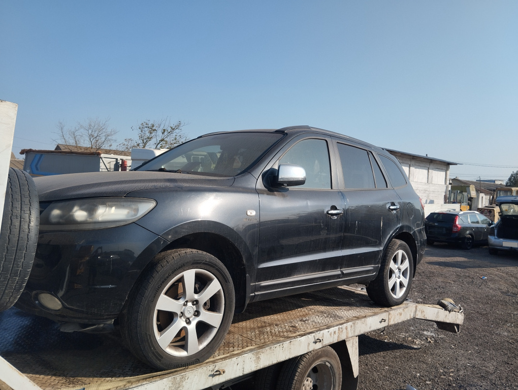 Dezmembrez Hyundai SANTA FE 2 (CM) 2005 > 2.2 CRDi GLS D4EB( CP: 150, KW: 110, CCM: 2188 ) Motorina