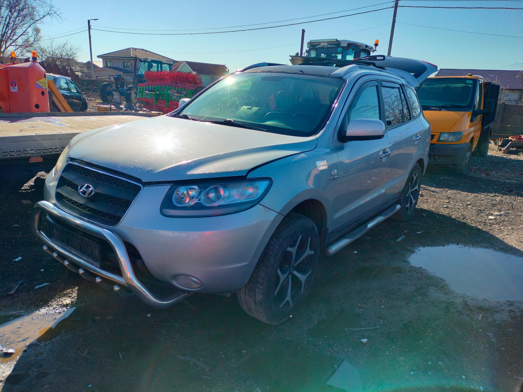 Dezmembrez Hyundai SANTA FE 2 (CM) 2005 > 2.2 CRDi GLS D4EB( CP: 150, KW: 110, CCM: 2188 ) Motorina