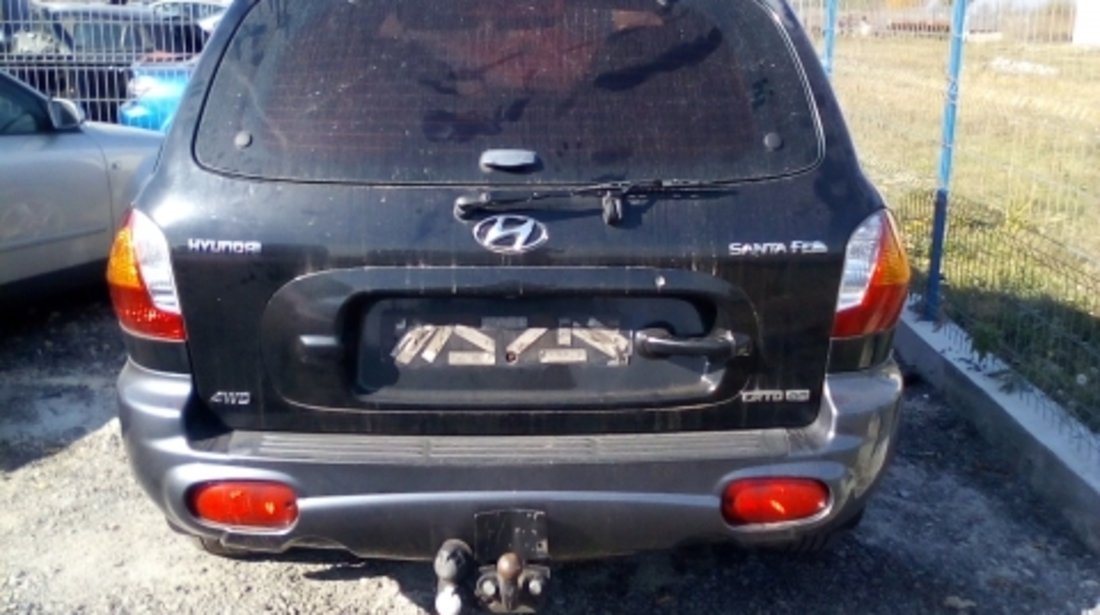 Dezmembrez Hyundai  Santa Fe ,an 2003