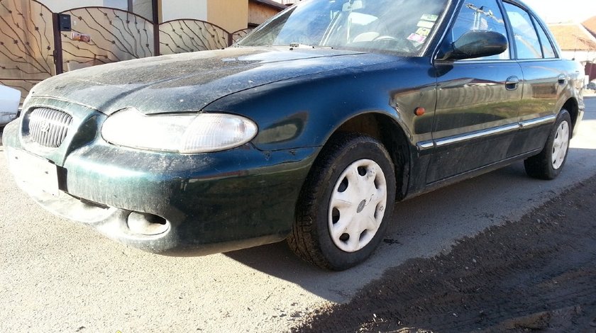 Dezmembrez Hyundai sonata din 1998