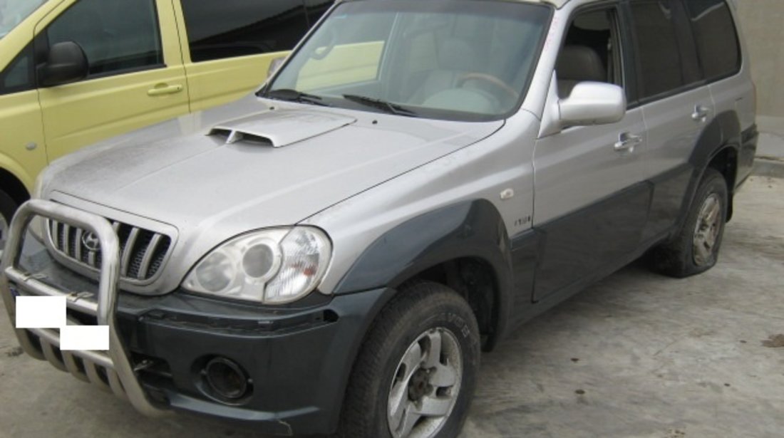 Dezmembrez Hyundai Terracan din 2005, 2.3d,