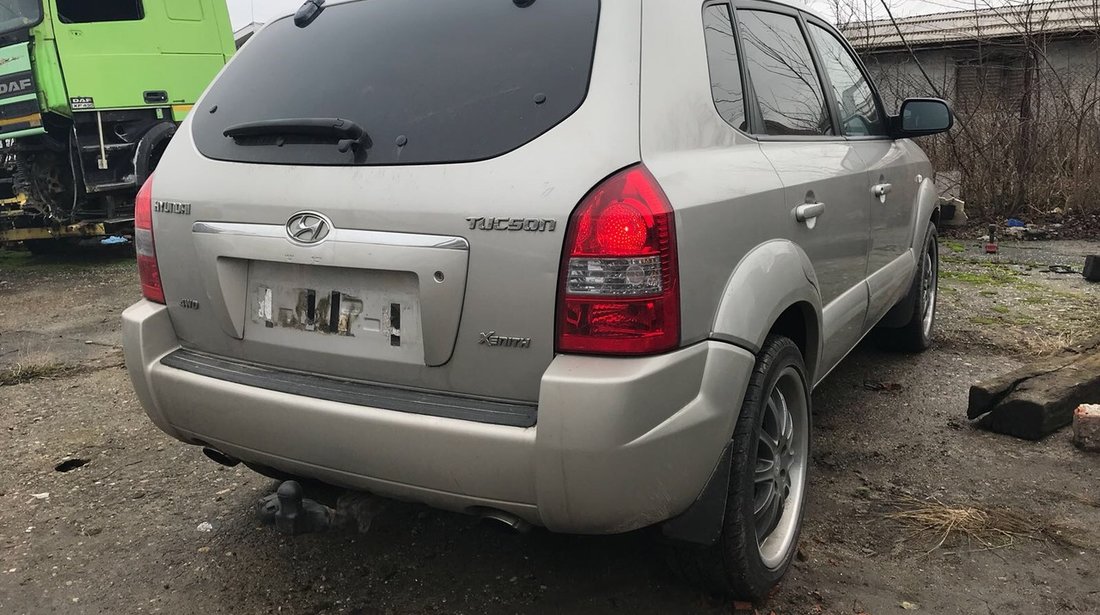 Dezmembrez Hyundai Tucson 2.0 Diesel 2007