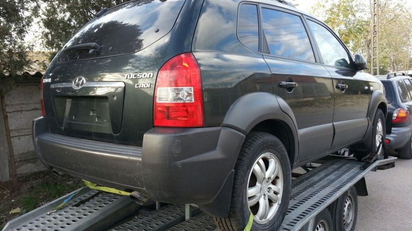 Dezmembrez Hyundai Tucson, an fabr. 2006, 2.0 CRDi , 4X4