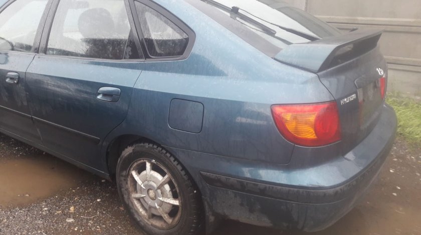 Dezmembrez hyundai xd elantra an 2001 motor 2. 0 benzina tip g4gc