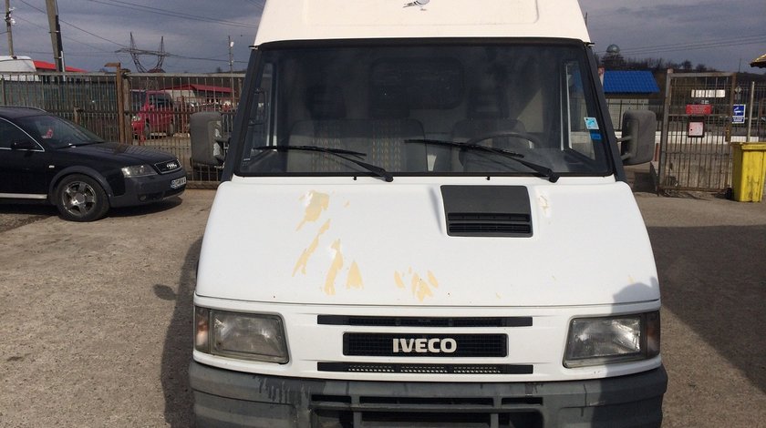 Dezmembrez Iveco Daily 2,8 d 1998