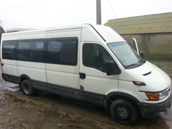 Dezmembrez Iveco Daily 3.0 D an 2005 , 50c13