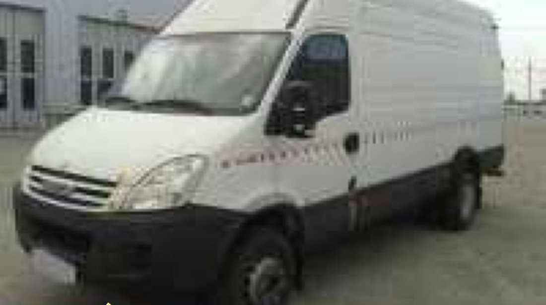 Dezmembrez iveco daily 65c18