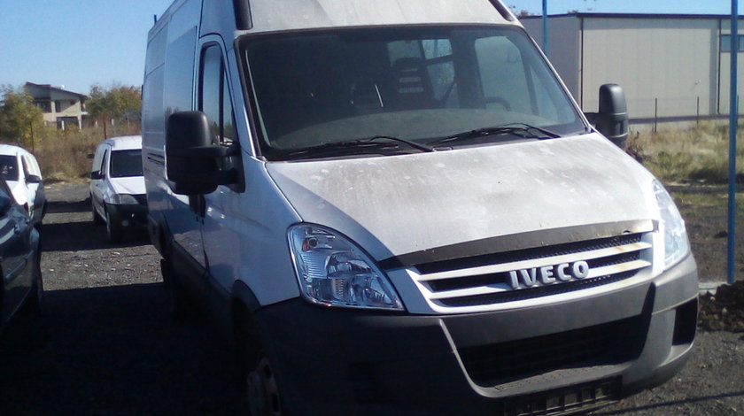 Dezmembrez Iveco Daily, an 2007, motorizare 2.3