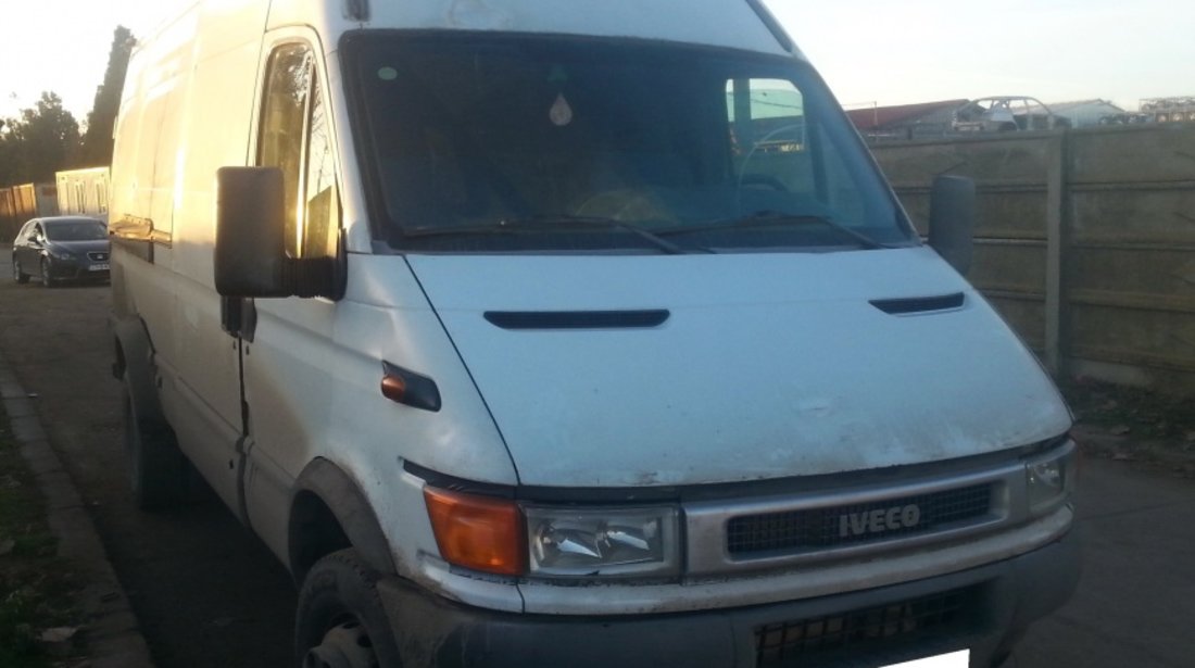 Dezmembrez IVECO DAILY, an fabr. 2002, 2.8D, 65C15, punte dubla