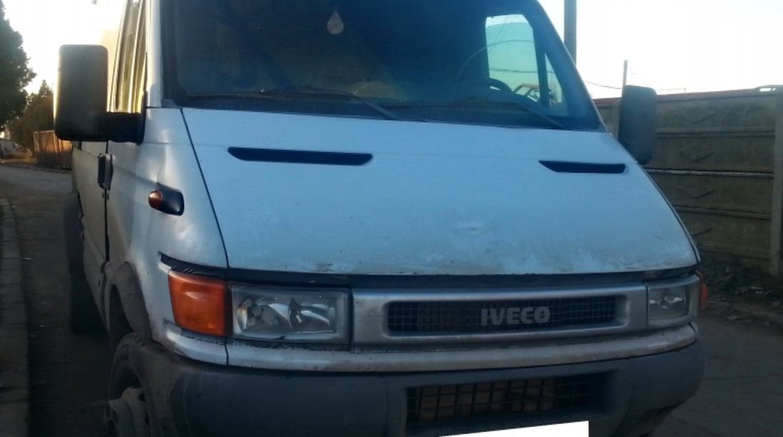 Dezmembrez IVECO DAILY, an fabr. 2002, 2.8D, 65C15, punte dubla