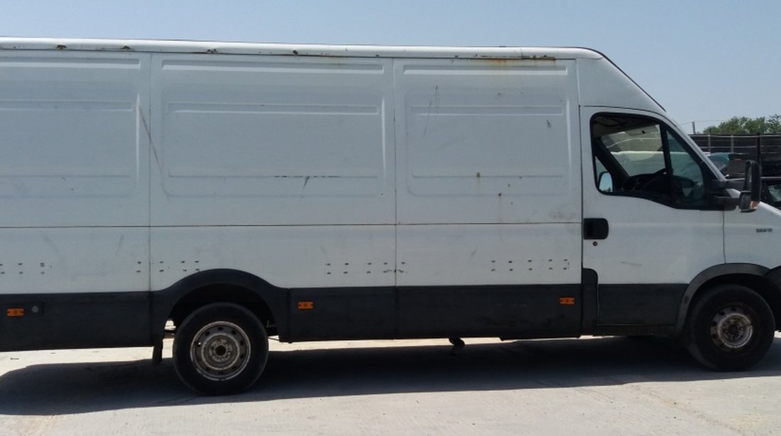 Dezmembrez IVECO DAILY, an fabr. 2007, 2.3D