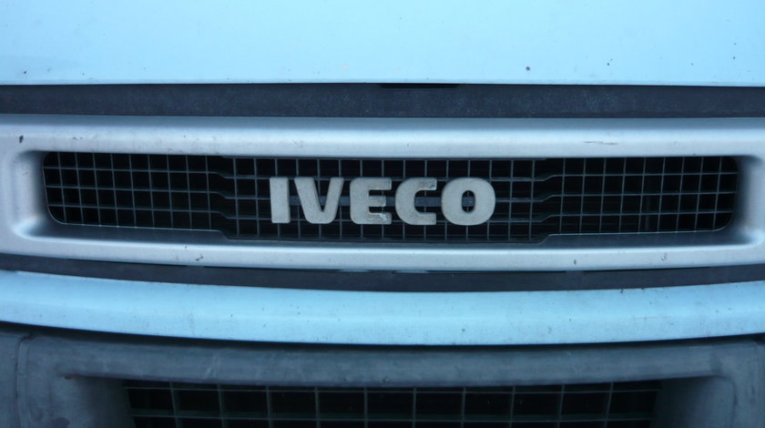 Dezmembrez iveco daily toata gama de piese