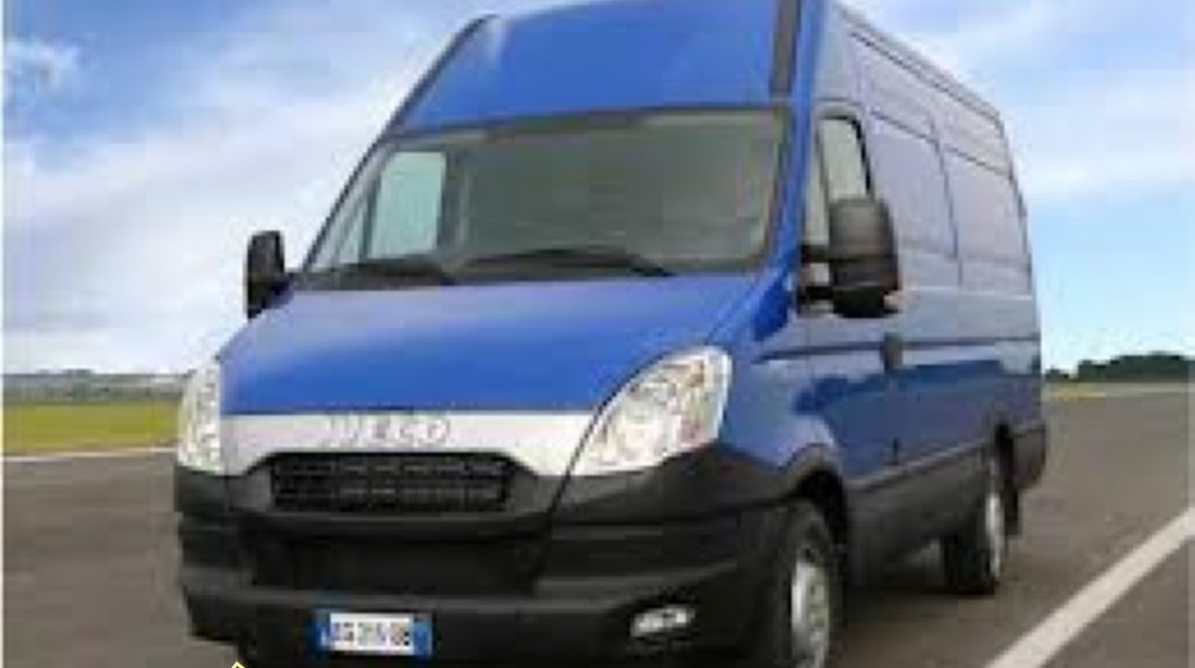 Dezmembrez iveco daily