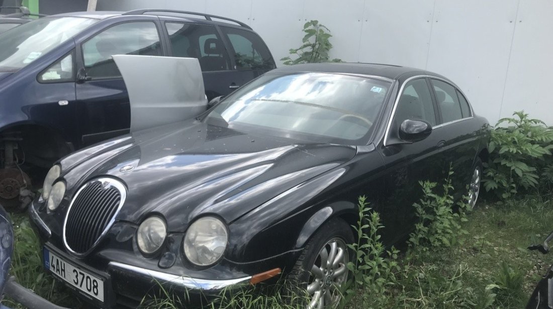 Dezmembrez Jaguar S-Type 2004 limuzina 3.0 i