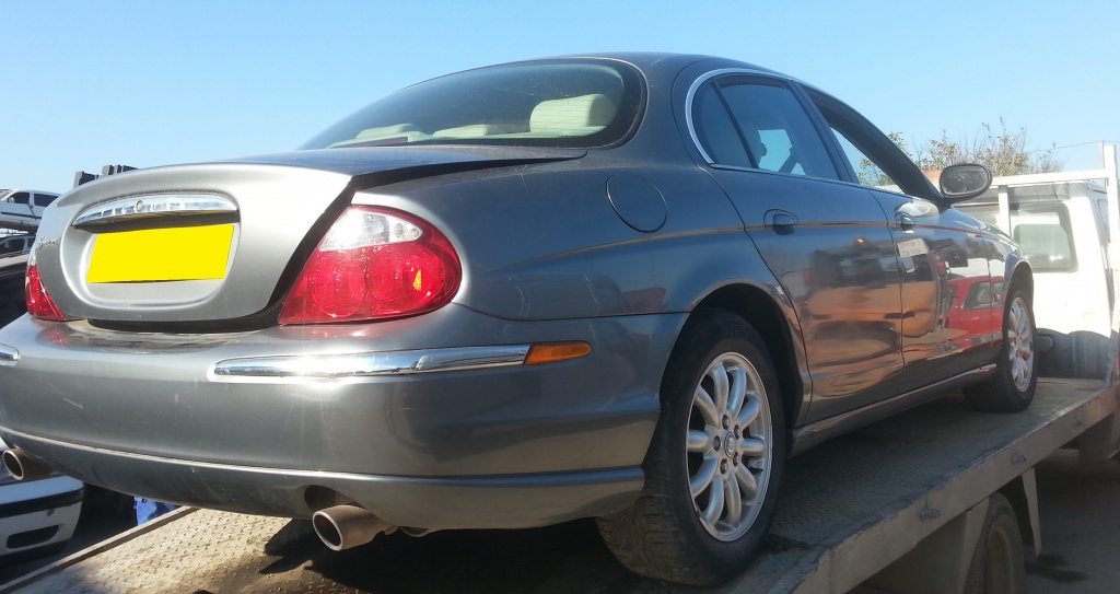 Dezmembrez Jaguar S-Type, an fabr. 2002, 2.5i