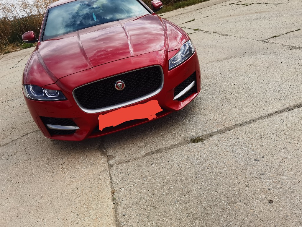 Dezmembrez jaguar xe 2.0 d 204 dtd an 2017